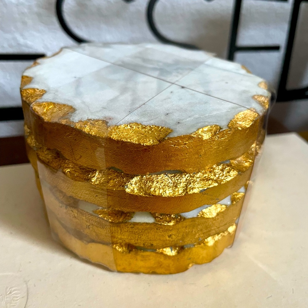 Set of 4 Gold foil marble coasters made in India